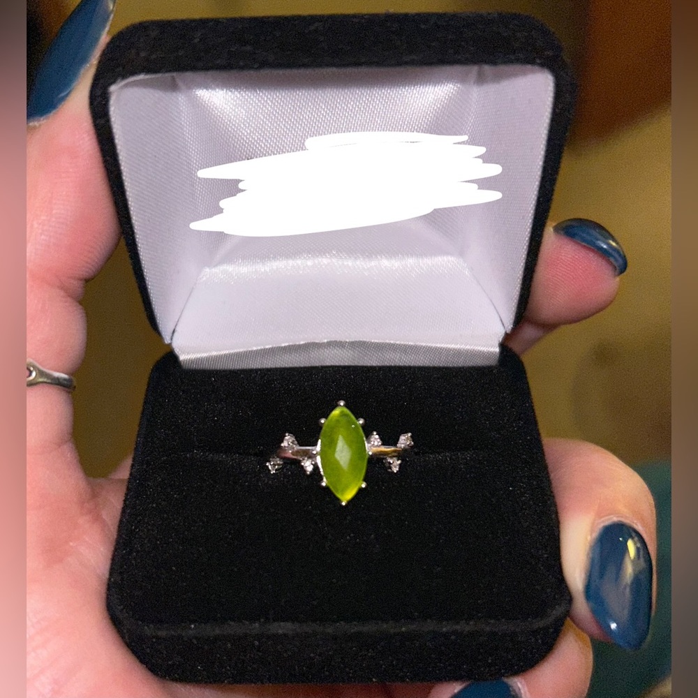 RBP3538 Peridot Ring - Size 8 - Sparkling Vine
